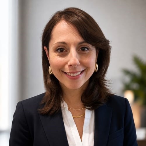 Headshot of Fabiana Sutter