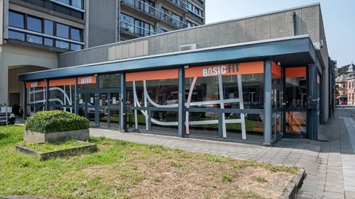 Basic-Fit Huy Rue Rioul - front club outside