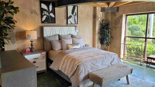 Des Moines Slumberland Furniture bedroom set