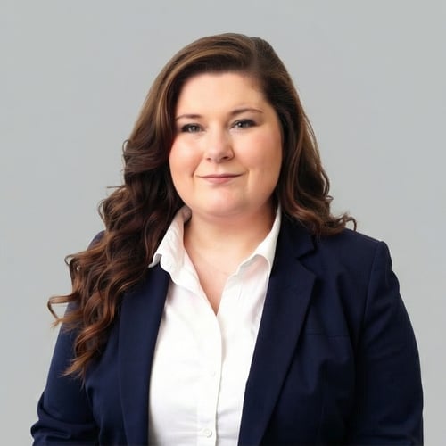 Headshot of Erin Vogel, a wealth advisor at Chase