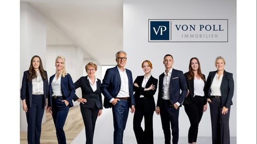 Teambild VON POLL IMMOBILIEN Erlangen