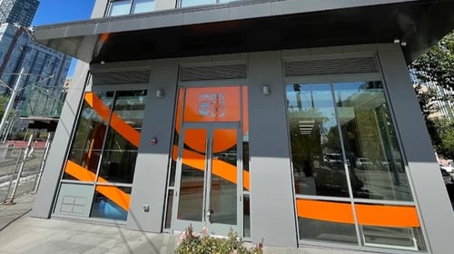 Gymboree Play & Music welcomes families with children classes in Jersey City.
