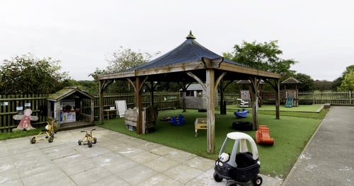 Busy Bees at Meopham - Gallery Photo