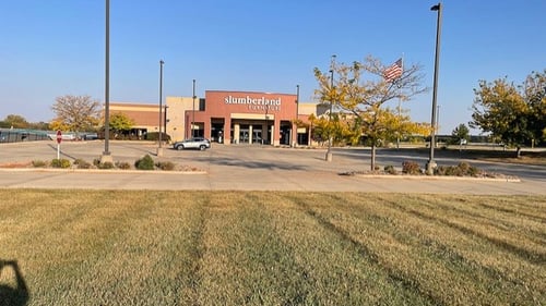 Des Moines Ankeny Slumberland Furniture exterior