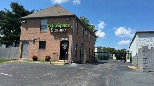 Extra Space Storage