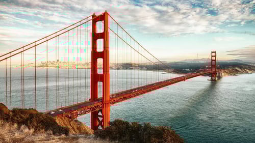daylight picture of the Golden Gate Bridge