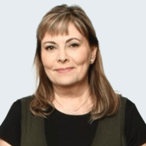 Headshot of Maggie Farivar