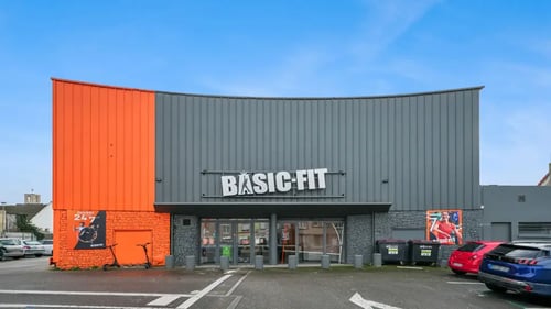 Basic-Fit Outreau Rue Jules Michelet 24/7 - front club outside