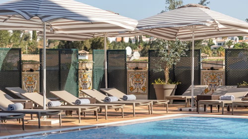 Outdoor swimming pool