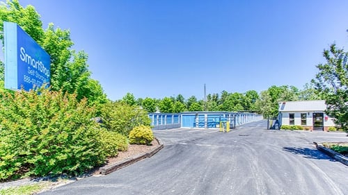 SmartStopSelfStorage-AshevilleNC-75HighlandCenterBlvd