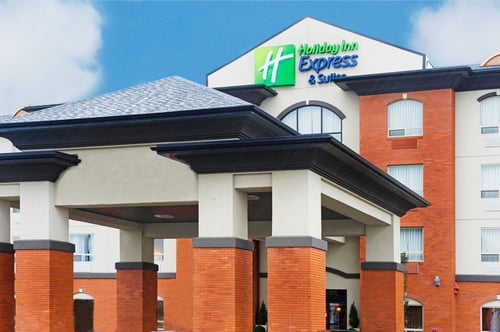 Welcome to the Holiday Inn Express & Suites Slave Lake