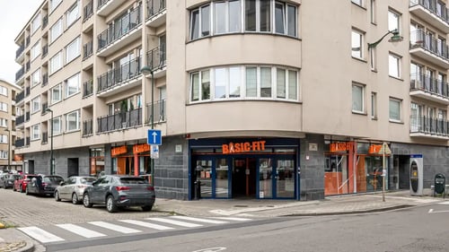 Basic-Fit Brussels Auderghem Hankar - front club outside