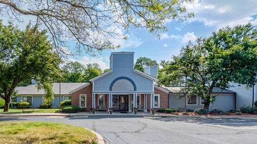 Brookdale South Bay Entrance