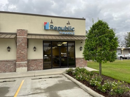 Airline Hwy, LA Republic Finance Branch