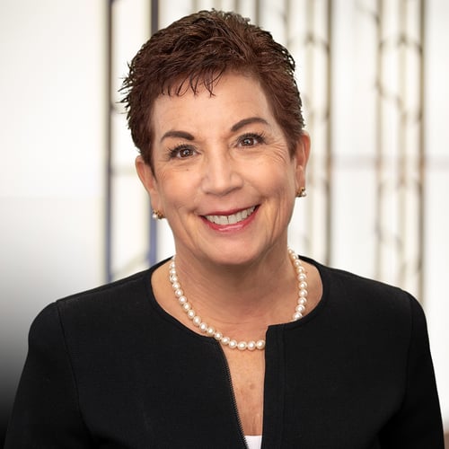 Lisa Kent Headshot Image