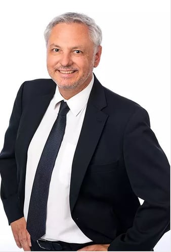 Jürgen Hofmeister -  VERSCOMPAKT Versicherungsagentur GmbH  4060