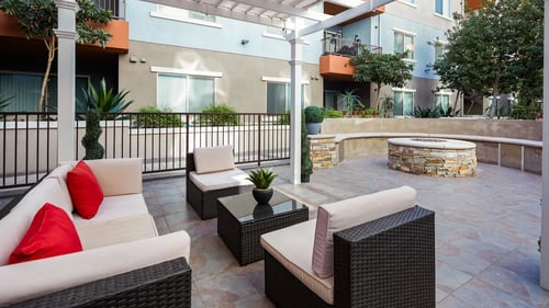 Apartment Complex at 6940 Sepulveda, Van Nuys, CA
