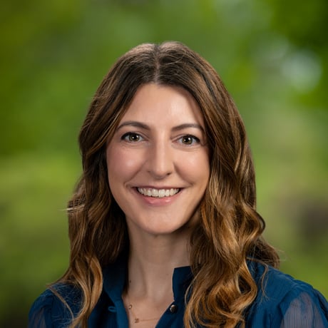 Lauren J. Leslie