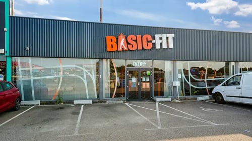 Basic-Fit Limoges Avenue Louis de Broglie - front club outside