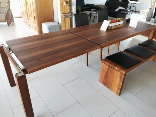 tolle Tische aus eigener Schreinerei