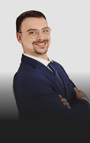 Matthew Grieder headshot.