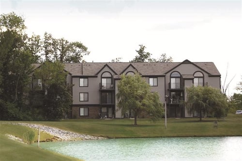 Community Lake at Dupont Lakes Apartments, Fort Wayne, IN 46825
