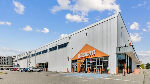 Basic-Fit Valence Avenue Victor Hugo 24/7 - front club outside
