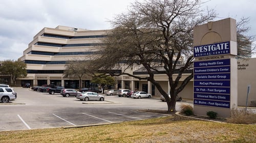 Exterior shot of Westgate Medical Center where University Health Westgate is located.