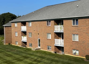 Exterior view of the apartments building at Walton Ridge Apartments, Walton, KY
