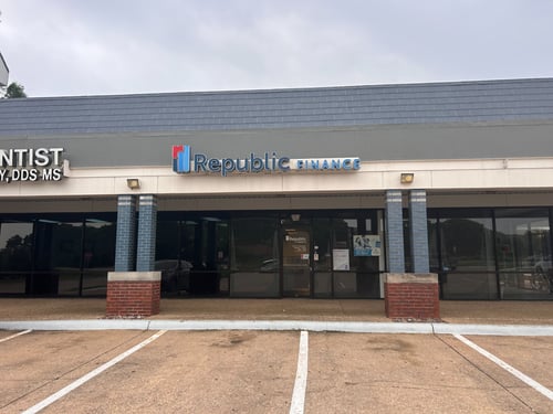 Lakeview Parkway, TX Republic Finance Branch