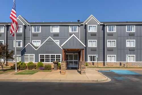 Welcome to Greenville Pelham Inn.