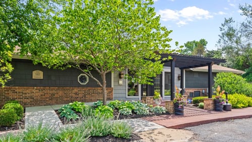 Prairie Walk Apartment exterior