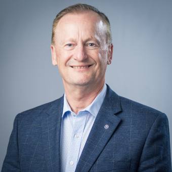 Headshot of Tim Squire