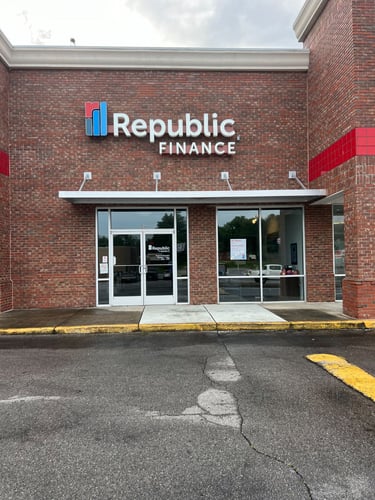South Willow Ave, TN Republic Finance Branch