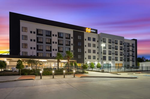 Welcome to EVEN Hotel Shenandoah - The Woodlands.