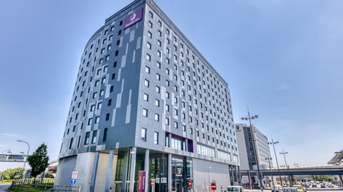 Premier Inn London Gatwick Airport (North Terminal) exterior