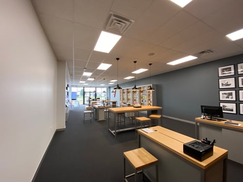 Verizon Wireless, smartphones, tablets, smart watches, WiFi, internet, mobile accessories, upgrades, phone lines, bill analysis, prepaid phones. Samsung, Google, Apple, LG, Motorola