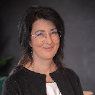 Headshot of Line Chretien