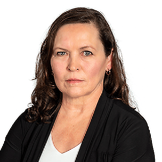 Headshot of Lorraine Beaulne