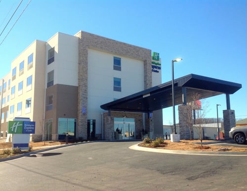 Welcome to the New Holiday Inn Express & Suites Tahlequah, OK!