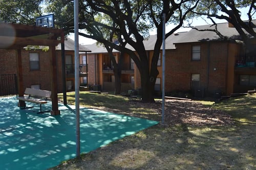 Exterior view at Overton Park Apartments in Dallas, TX, 75216