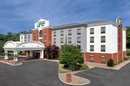 Welcome to the Holiday Inn Express Knoxville Clinton