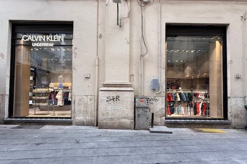 storefront picture
