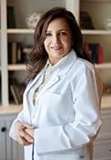 Dr. Lyudmila Shnayder of Everett Dental Center