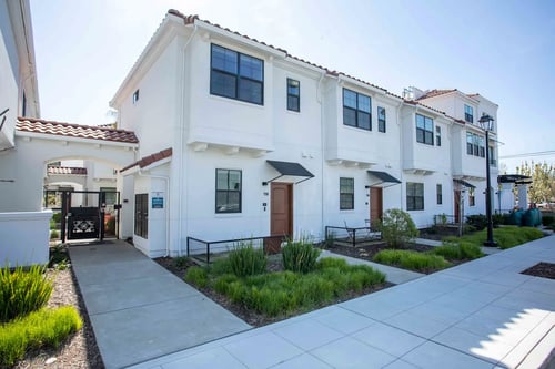 THE ANGELINO Apartments in Sacramento, CA