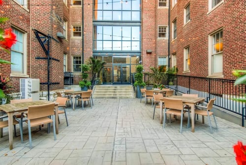 Courtyard at York House in Central West End St Louis, MO