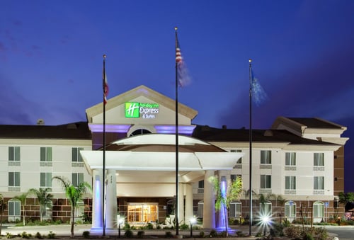 Welcome to Holiday Inn Express & Suites Dinuba West hotel!