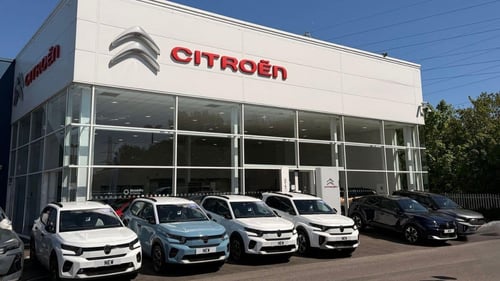 Evans Halshaw Citroen Newport exterior forecourt