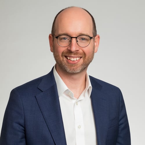 Headshot of Lee Geerts