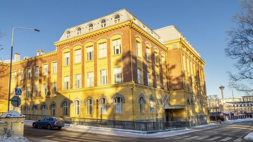Pyynikin lukio.
